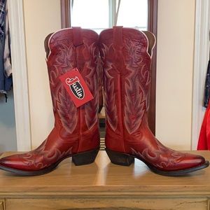 Justin Red boots size 7B brand new